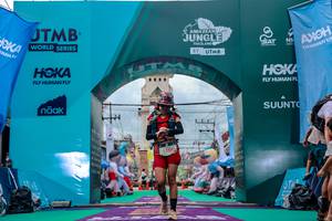 BIB: 510
                            <button type="button" onclick="openModal(24869554)" class="btn btn-primary btn-sm float-right btn-popup" data-toggle="modal" data-target=".modal-high-quality">
                        <i class="fas fa-shopping-cart"></i> Add to Cart
                    </button>
                                            <button type="button" onclick="isThisMe(24869554, true)" class="btn btn-success btn-sm float-right btn-popup btn-isme hidden" data-toggle="tooltip" data-placement="bottom" title="นี่คือรูปของคุณใช่ไหม คลิกที่นี่เพื่อเอาเข้าอัลบั้ม">
                        <i class="fas fa-plus"></i> Add to album
                    </button>
                    <button type="button" onclick="isThisMe(24869554, false)" class="btn btn-warning btn-sm float-right btn-popup btn-isnotme hidden">
                        <i class="fas fa-ban"></i> Remove from album
                    </button>